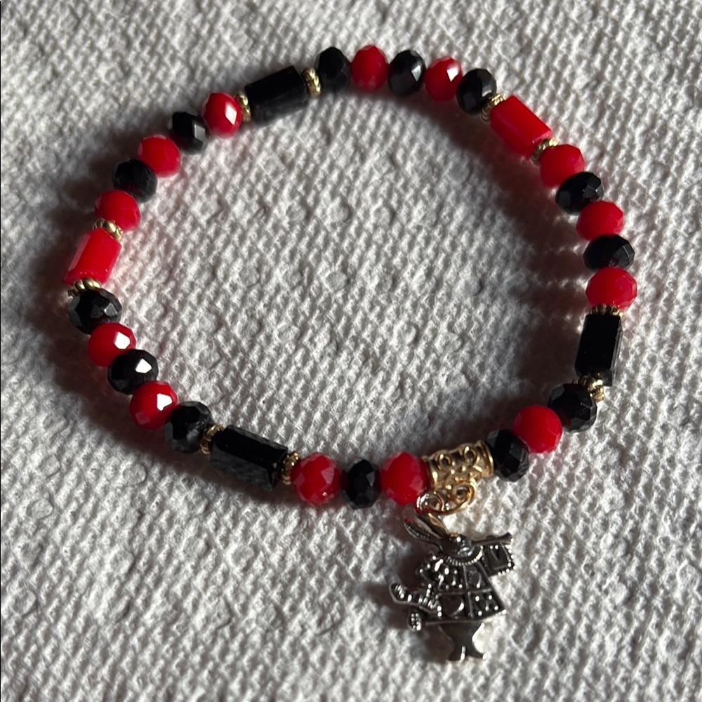 Red and Black Beaded Bracelet with Rabbit Charm - Picture 2 of 4